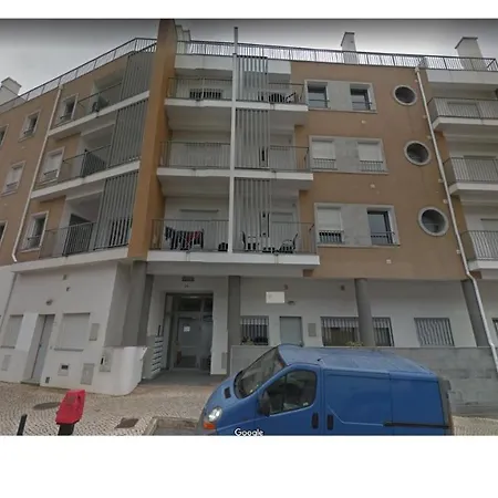 Spacious With A/c, 5 Walking Min From The Beach Apartment *